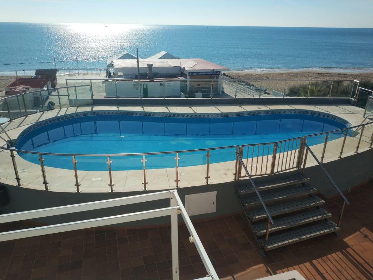 Islantilla-Apartamento Con Piscina Y Garaje En Primera Linea De Playa Isla Cristina Exterior photo